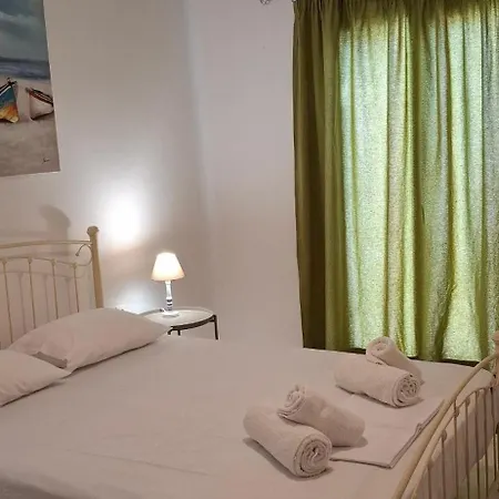 Blueberry Villa, Parikia